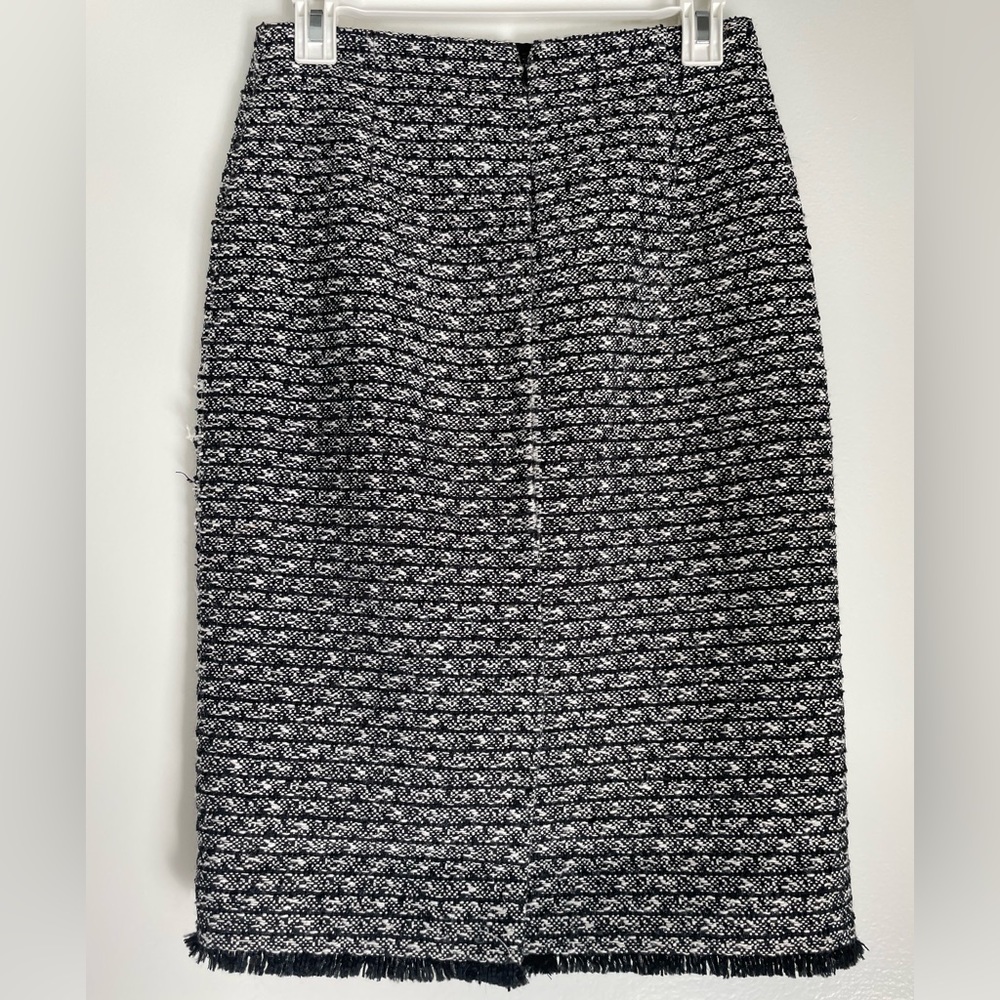 J. Crew Tweed Pencil Skirt Fringed Trim Black White F6002 Size 0
